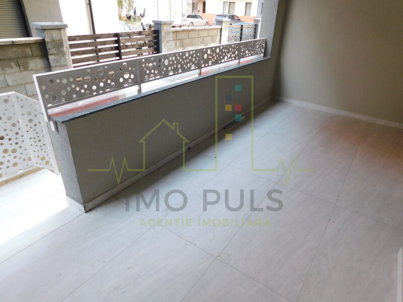 Gradina proprie. Bucatarie separata.